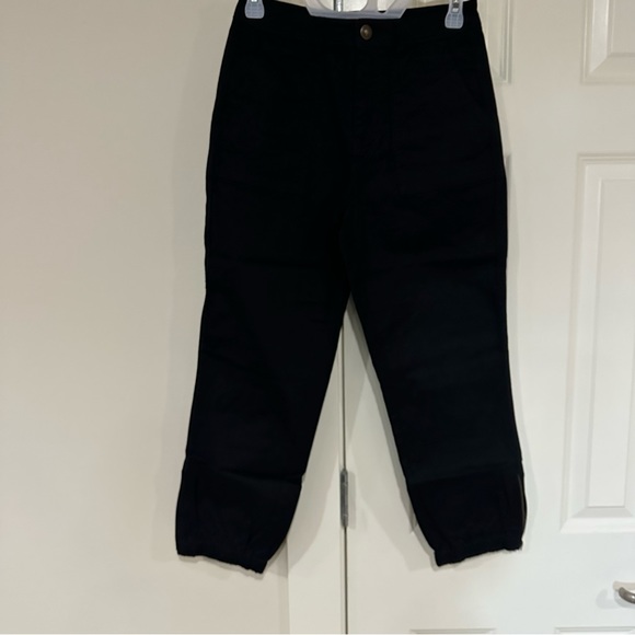 Women’s Size 6 Lisa Rinna Cropped Pants with Side Zipper - Picture 5 of 15